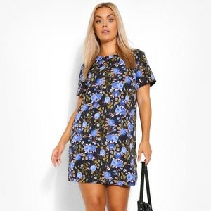Boohoo New with Tags Blue Rose Printed Shift Dress